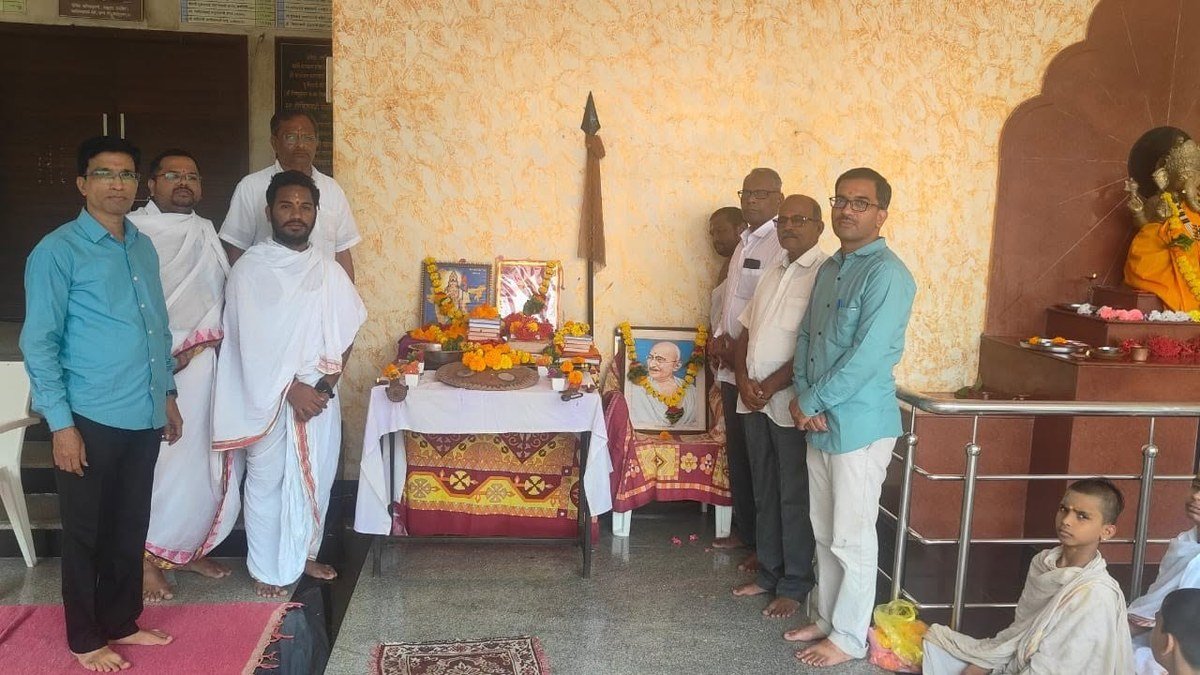 श्री समर्थ वेद विद्यालय,ढालेगाव